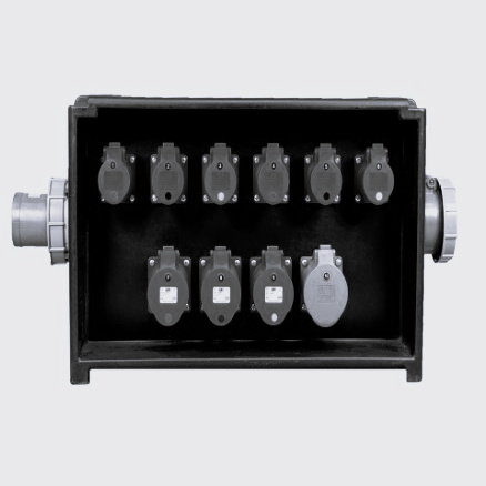 63A Three Phase To 1 X 32A Three Phase + 3 X 32A + 6 X 16A + 63A Three Phase Passthrough Midnight Black
